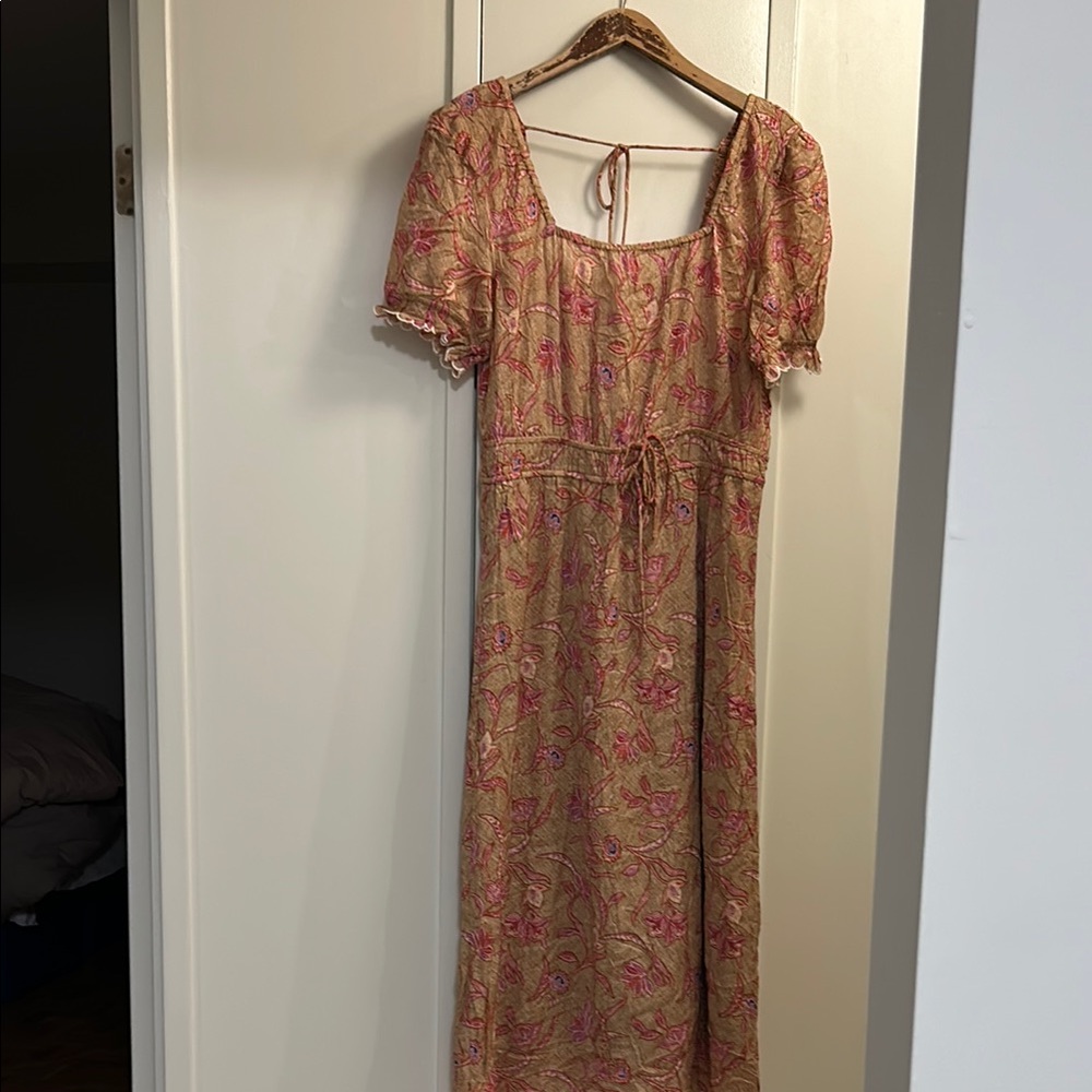 Atelier Reve Floral Pink and Tan Women's Dress NWOT